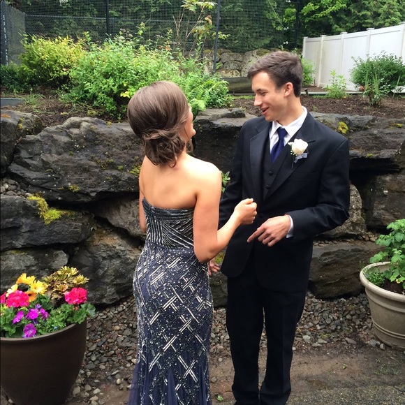 Prom dress/ bridesmaid dress - Picture 2 of 4